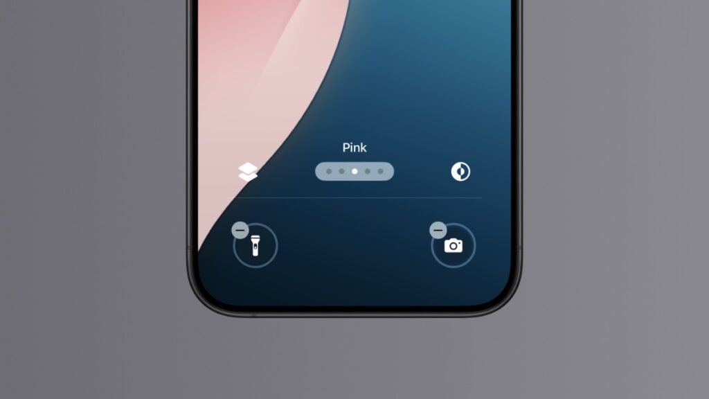 Remove or replace flashlight or camera shortcut from iOS 18 Lock Screen.